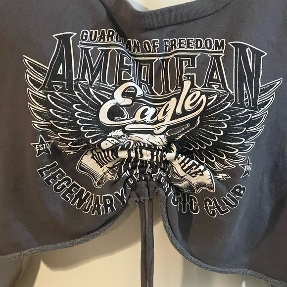 Papaya Dark Gray Graphic Cropped Top - Picture 2 of 4